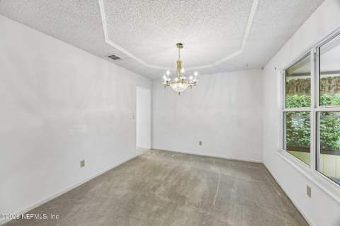 8630 Charlesgate Circle, Jacksonville FL - photo 10 of 50
