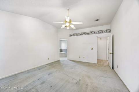 8630 Charlesgate Circle, Jacksonville FL - photo 19 of 50