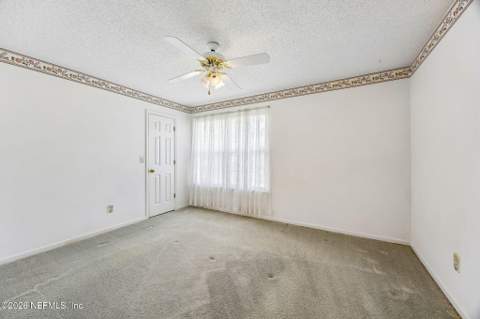 8630 Charlesgate Circle, Jacksonville FL - photo 20 of 50