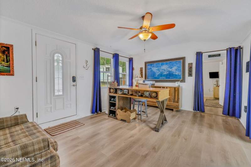 3 bedroom Single Family Residence at 6664 Woodland Drive, Pinecrest, Keystone Heights — photo 2