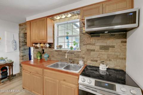 6664 Woodland Drive, Keystone Heights FL - photo 20 of 70