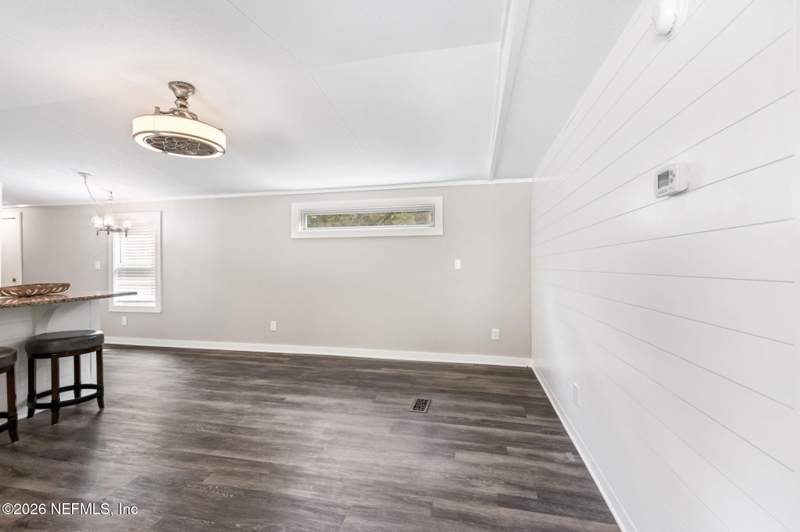 2 bedroom Manufactured Home at 5162 Sweat Road, Green Cove Springs, Green Cove Springs — photo 5