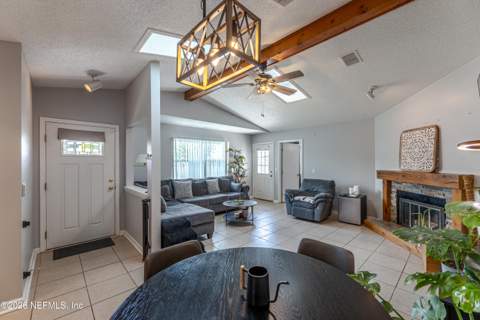 3801 Windridge Court, Jacksonville FL - photo 10 of 23