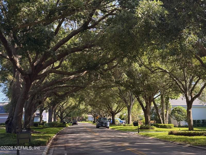 6 bedroom Single Family Residence at 3740 Wexford Hollow Road, Jax Golf & Cc, Jacksonville — photo 2