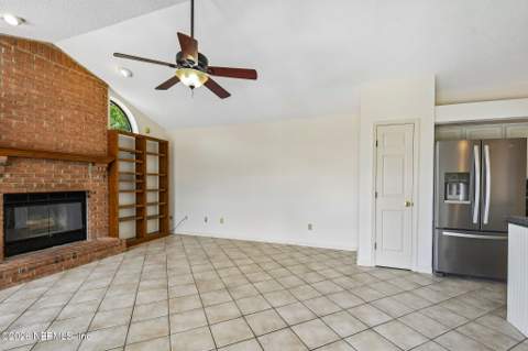 9697 Underwood Court, Jacksonville FL - photo 9 of 53