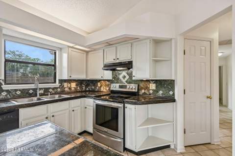 9697 Underwood Court, Jacksonville FL - photo 21 of 53