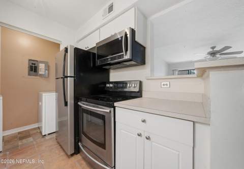 10200 Belle Rive Boulevard #57, Jacksonville FL - photo 9 of 32