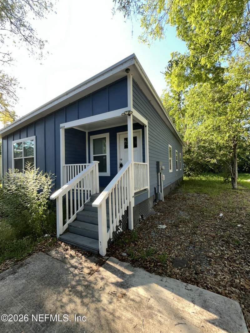 4 bedroom Single Family Residence at 2017 Talladega Road, Royal Terrace Addn, Jacksonville — photo 2