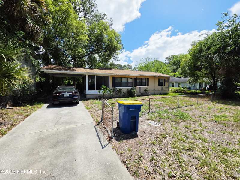 3 bedroom Single Family Residence at 5925 Briley Avenue, Picketts, Jacksonville — photo 1