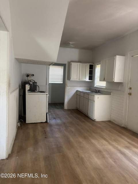1836 Meharry Avenue, Jacksonville FL - photo 10 of 35