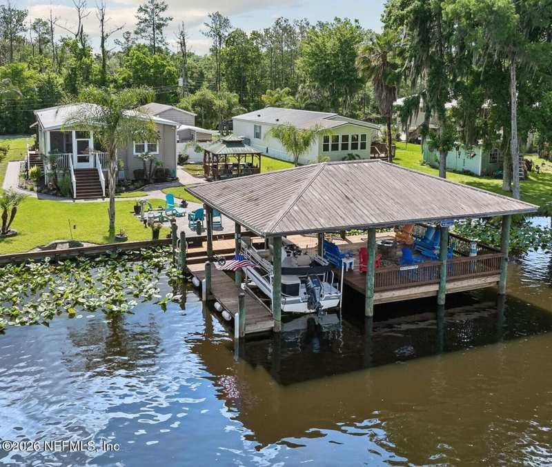 2 bedroom Manufactured Home at 329 Paradise Circle, Satsuma, Satsuma — photo 1
