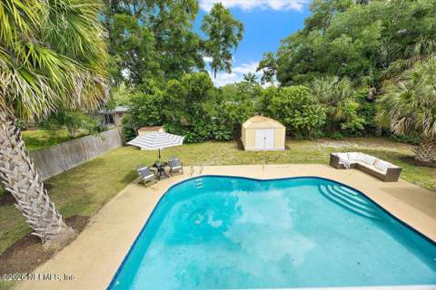 5623 Darlow Avenue, Jacksonville FL - photo 8 of 25