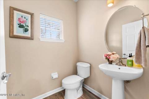 4134 Crownwood Drive, Jacksonville FL - photo 11 of 47