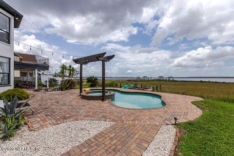 4344 Boat Club Drive, Jacksonville FL - photo 17 of 99