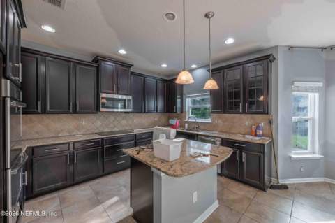 4777 Plantation Oaks Boulevard, Orange Park FL - photo 19 of 36