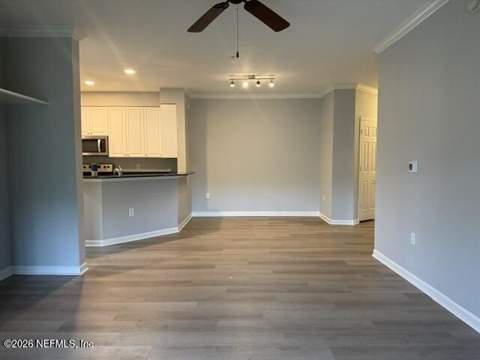 8539 W Gate Parkway #1735, Jacksonville FL - photo 10 of 32