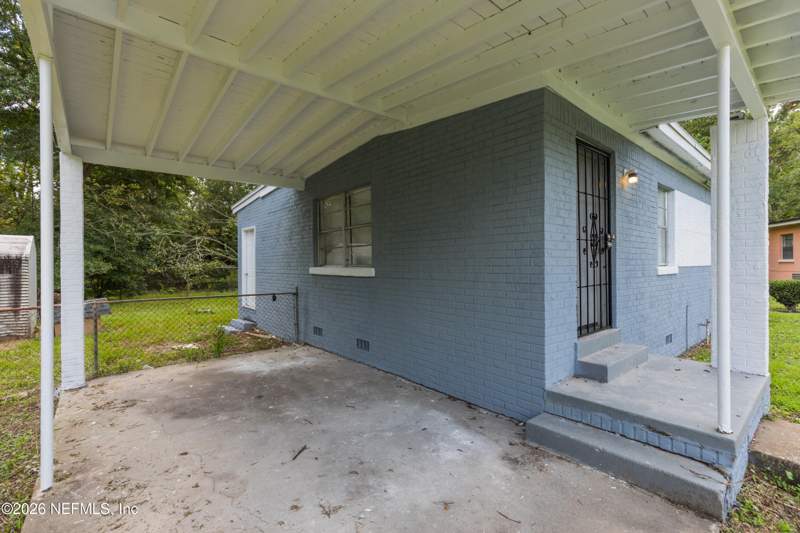 2 bedroom Single Family Residence at 5601 Pansy Lane, Magnolia Gardens, Jacksonville — photo 2