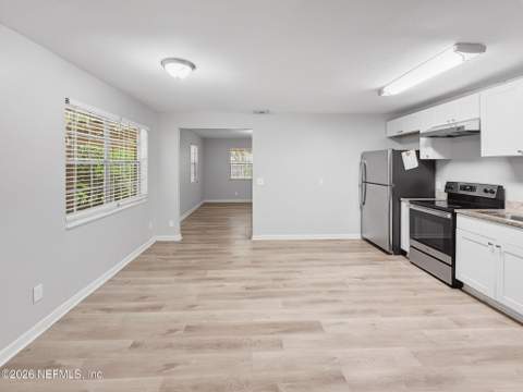 5516 Ahmad Drive, Jacksonville FL - photo 19 of 55