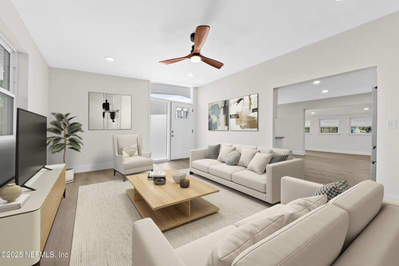 3 bedroom Single Family Residence at 6745 Laurina Place, Glynlea Park, Jacksonville — photo 1