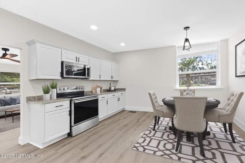 3 bedroom Single Family Residence at 6745 Laurina Place, Glynlea Park, Jacksonville — photo 5