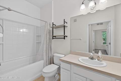 13364 Beach Boulevard #913, Jacksonville FL - photo 10 of 33