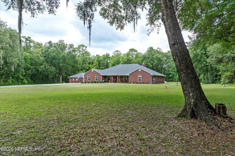 4 bedroom Single Family Residence at 5566 Don Manuel Road, Metes & Bounds, Elkton — photo 5