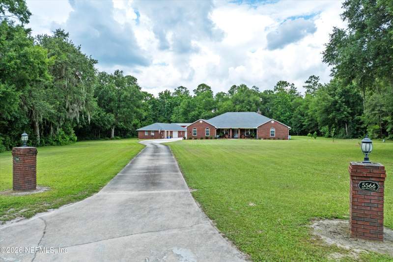 4 bedroom Single Family Residence at 5566 Don Manuel Road, Metes & Bounds, Elkton — photo 3