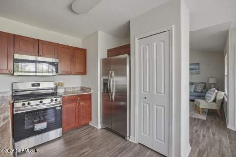 1701 The Greens Way #932, Jacksonville Beach FL - photo 20 of 48