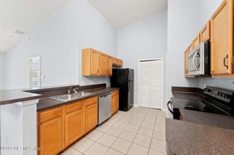 1465 Manotak Point Drive #204, Jacksonville FL - photo 9 of 25