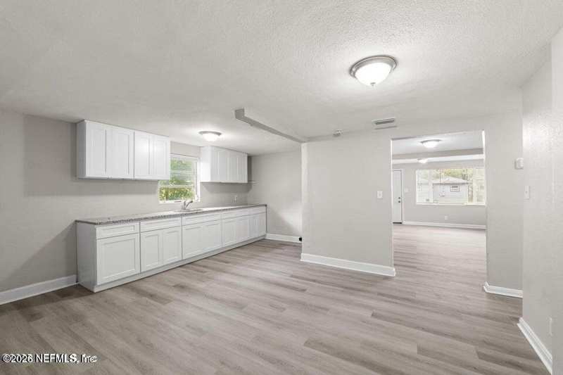 3 bedroom Single Family Residence at 1630 W 34th Street, Royal Terrace, Jacksonville — photo 1