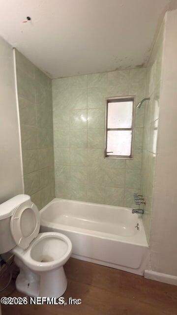 5627 Belafonte Drive, Jacksonville FL - photo 10 of 11