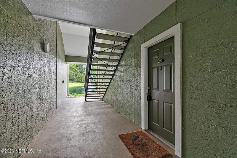 1 bedroom Condominium at 7701 Timberlin Park Boulevard #714, Villas Of Timberlin, Jacksonville — photo 2