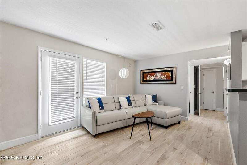 1 bedroom Condominium at 7701 Timberlin Park Boulevard #714, Villas Of Timberlin, Jacksonville — photo 3