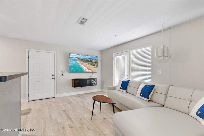 1 bedroom Condominium at 7701 Timberlin Park Boulevard #714, Villas Of Timberlin, Jacksonville — photo 4