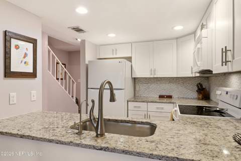 11 Dondanville Road #9, St. Augustine Beach FL - photo 8 of 40