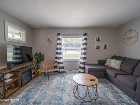 3637 E Eve Drive, Jacksonville FL - photo 10 of 26