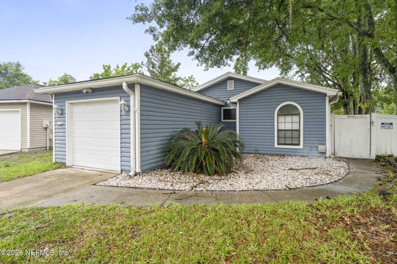 3 bedroom Single Family Residence at 8368 Argyle Corners Court, Argyle Corners, Jacksonville — photo 2