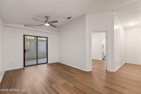 8368 Argyle Corners Court, Jacksonville FL - photo 7 of 19