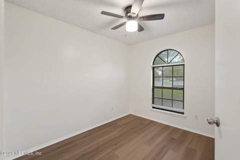 8368 Argyle Corners Court, Jacksonville FL - photo 14 of 19