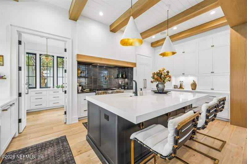 5 bedroom Single Family Residence at 52 Wallan Court, Crane Island, Fernandina Beach — photo 2
