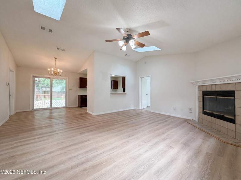 3 bedroom Single Family Residence at 8510 McNeill Road, Section Land, Jacksonville — photo 3