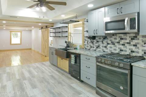 11325 Young Road, Jacksonville FL - photo 9 of 27