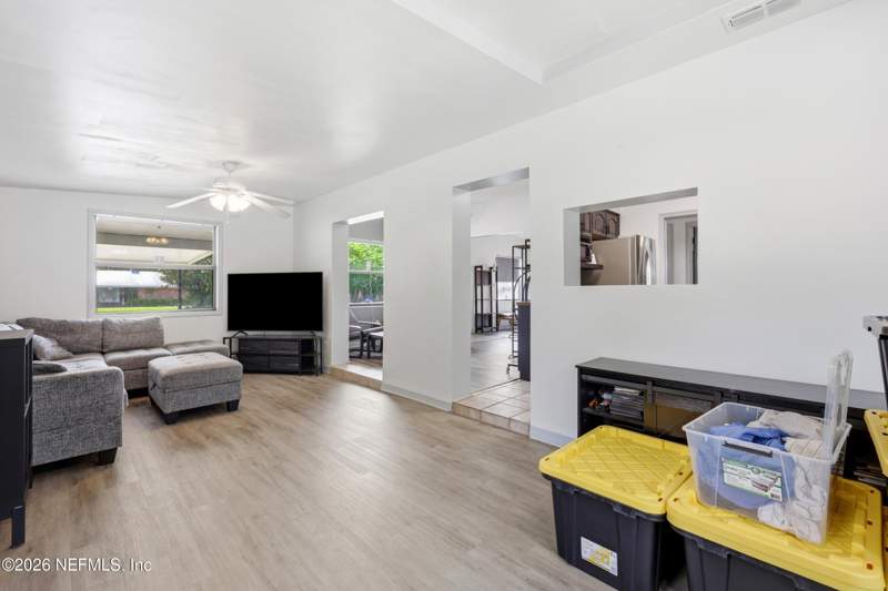 3 bedroom Single Family Residence at 10552 Villanova Road, Highlands, Jacksonville — photo 5