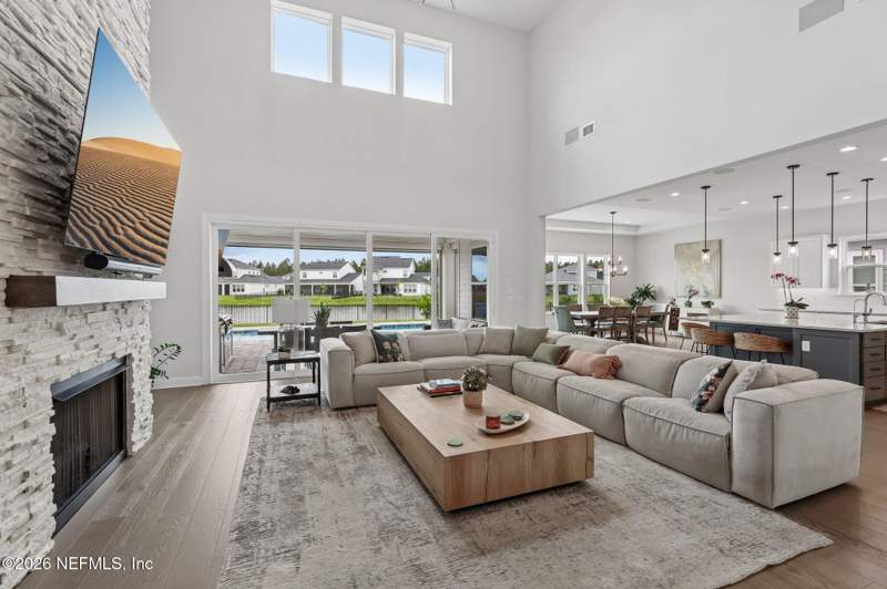 4 bedroom Single Family Residence at 10086 Koster Street, Edison, Jacksonville — photo 2