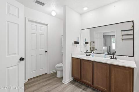 6405 Barrington Cove Lane, Jacksonville FL - photo 19 of 32