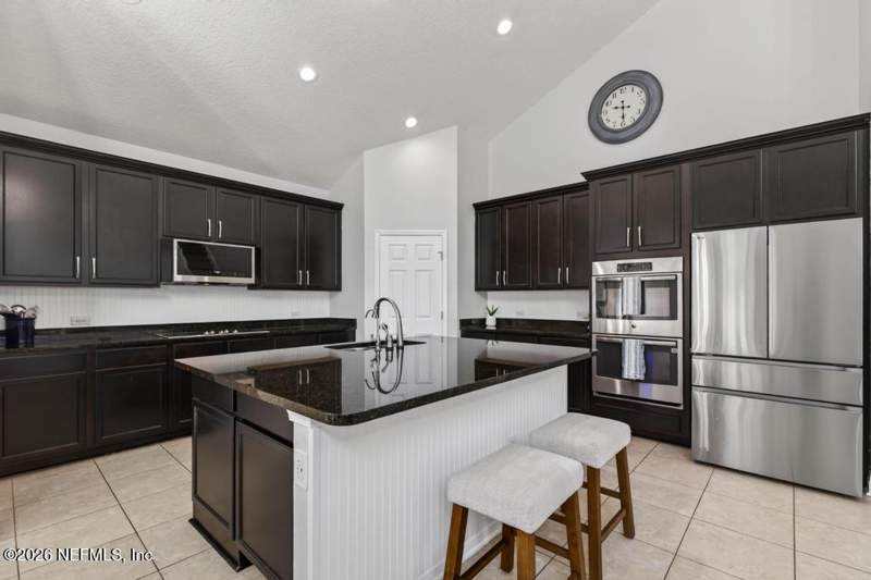 5 bedroom Single Family Residence at 12629 Julington Oaks Drive, Julington Oaks, Jacksonville — photo 5