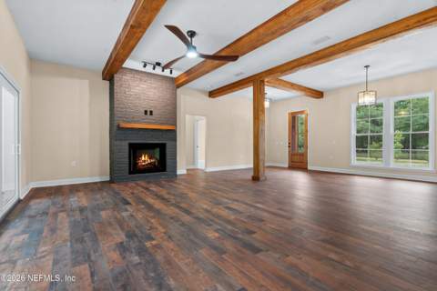 8021 Yellow Pine Circle, Glen St. Mary FL - photo 11 of 56