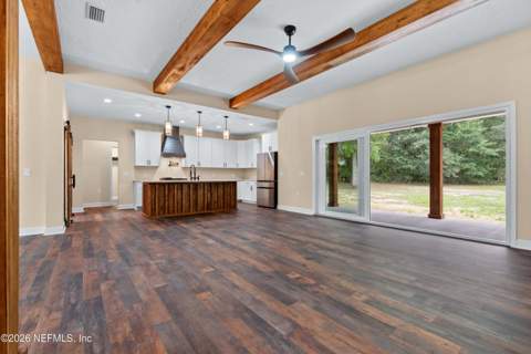 8021 Yellow Pine Circle, Glen St. Mary FL - photo 13 of 56