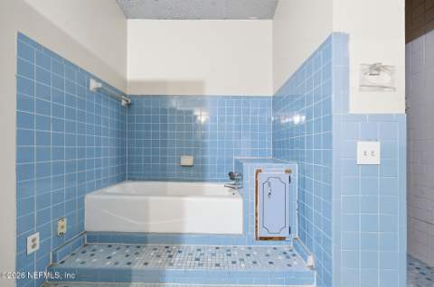1150 E 16th, Jacksonville FL - photo 7 of 18