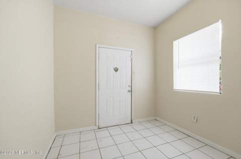 1150 E 16th, Jacksonville FL - photo 12 of 18